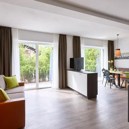 Apartment Laitacherhof: Modern Alpine Retreat With Pool And Sauna *