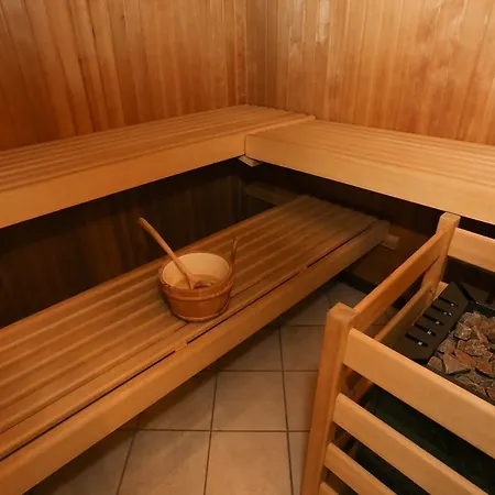 Laitacherhof: Modern Alpine Retreat With Pool And Sauna Apartment Chiusa