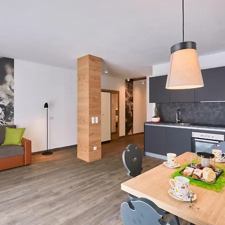Laitacherhof: Modern Alpine Retreat With Pool And Sauna Chiusa