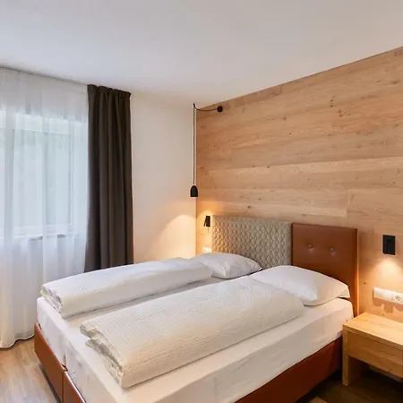 Apartment Laitacherhof: Modern Alpine Retreat With Pool And Sauna *
